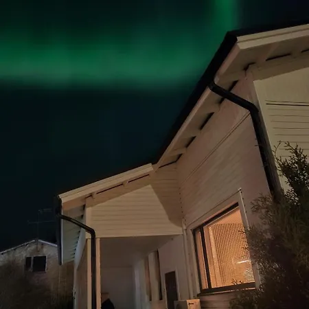 Rimppari Taeydellinen Porukalle 9 Hloe Puusauna Nuotiopaikka Ja Parkki * Oulu