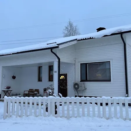 Rimppari Taeydellinen Porukalle 9 Hloe Puusauna Nuotiopaikka Ja Parkki *