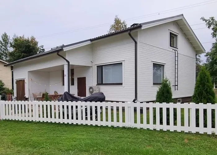 Villa Rimppari Spacious And Stylish Apartment For Up To 9 Guests, Perfect For Groups And Families Visiting Oulu * أولو